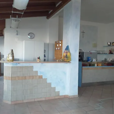 Spacious Quadruple A Stone Throw From The Sea 3*