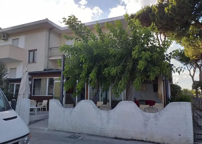 Bed & Breakfast Spacious Quadruple A Stone Throw From The Sea 3*